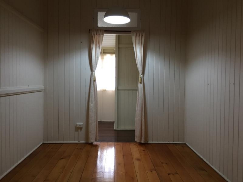52 Henry Street, The Range QLD 4700
